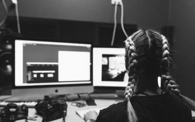 New Paper: Rethinking screen time and academic achievement: gender differences and the hidden benefit of online leisure through digital skills